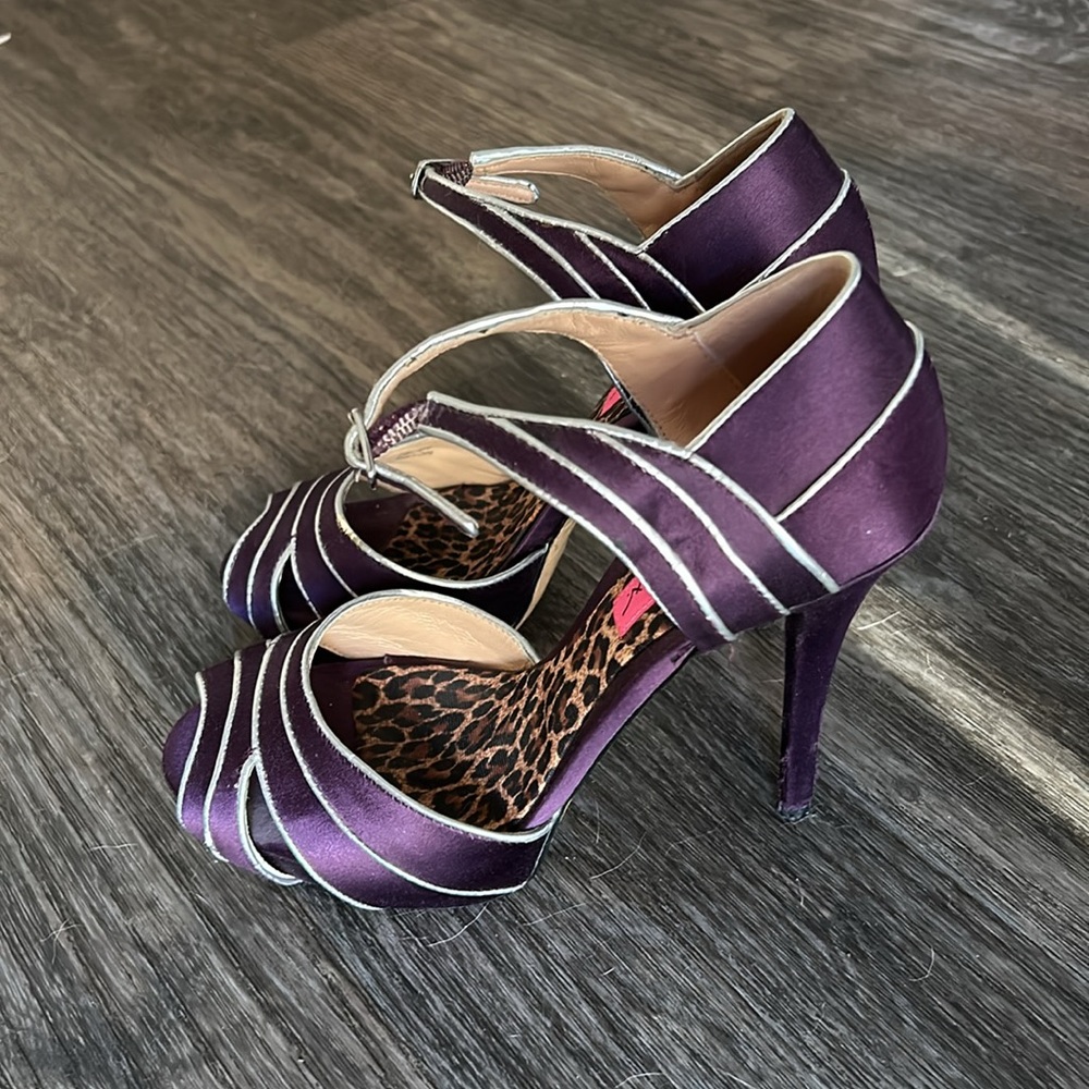 Vintage Betsey Johnson Purple Heels Sz 7.5